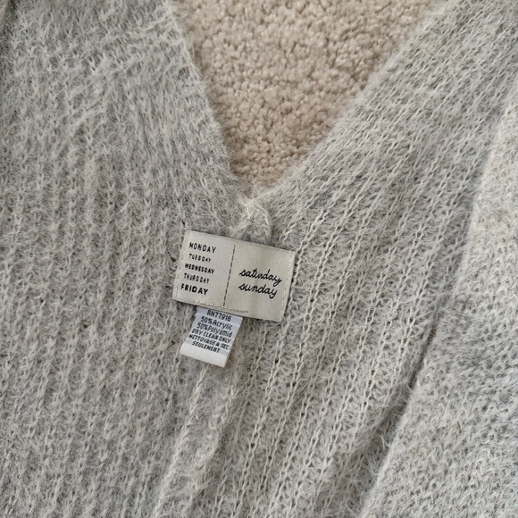Anthropologie Sweater - Picture 2 of 3
